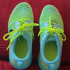 Brand new Nike tennis shoes..